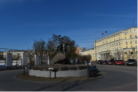 Памятник Герою Советского Союза А.Ф. Бредову