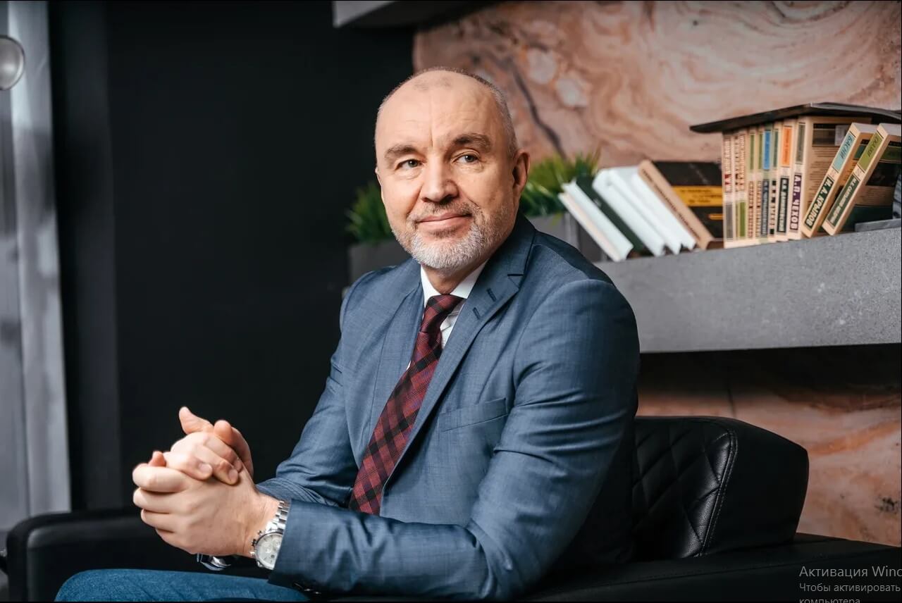 Владимир Савенок
