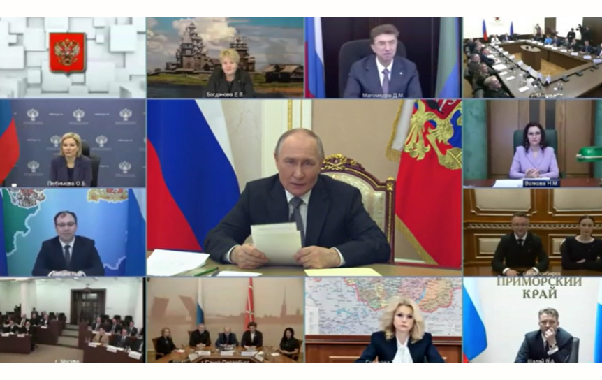 Владимир Путин рассмотрит вопрос о создании театра для постановок современной литературы
