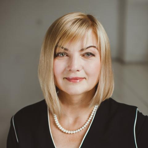 Елена Хлевная